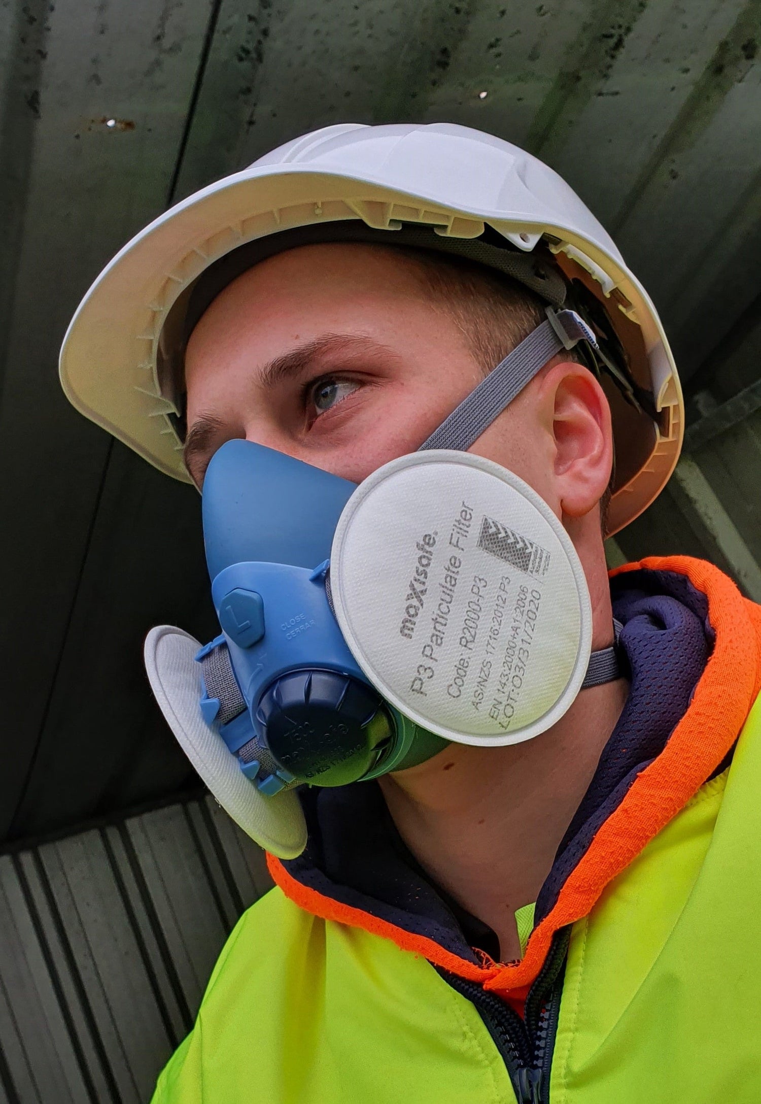 Respirators & Masks